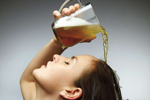 Bia được dùng chữa nấm da đầu hiệu quả